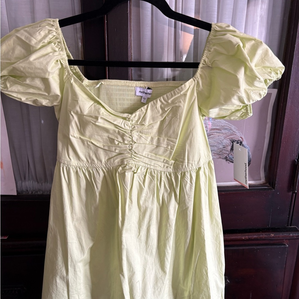 Motherhood Maternity Light Green Puff Sleeve Babydoll Top